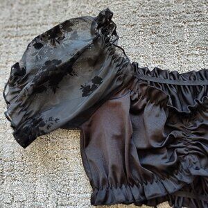 Romantic goth crop top